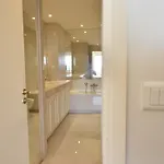 Close To Downtown Swimming Pool And Sea View 아파트