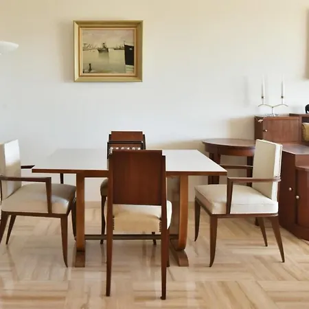 דירה Close To Downtown Swimming Pool And Sea View קאן